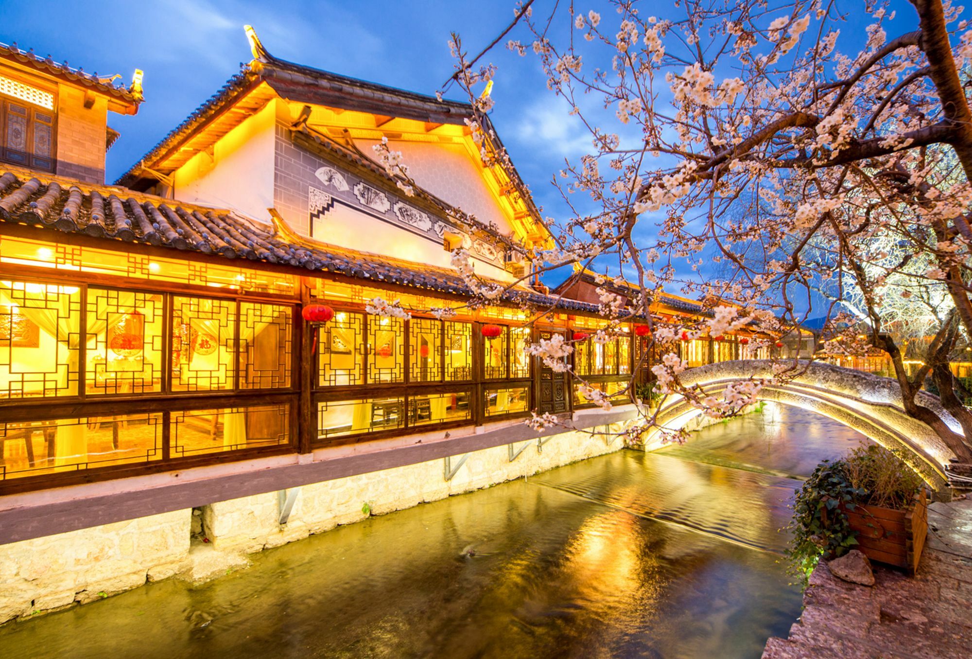 Love Cloud Boutique Chain Hotel In The Water Side Lijiang  Exterior photo